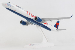 Delta SkyMarks Delta A321 "Thank You" 1/150 Scale Model / Thumbnail