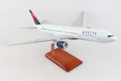 Exec Ser Delta 777-200 1/100 New Livery / Thumbnail